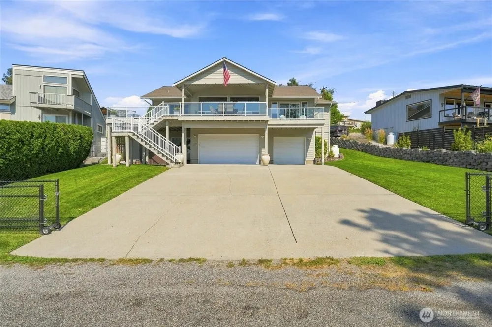 75 Coral Street Manson, WA 98831