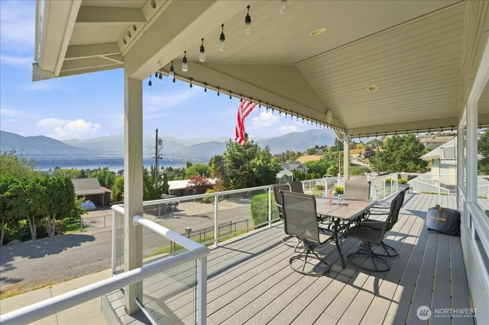 75 Coral Street Manson, WA 98831