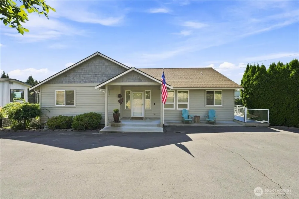 75 Coral Street Manson, WA 98831