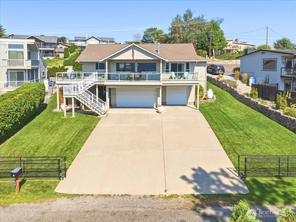 75 Coral Street Manson, WA 98831