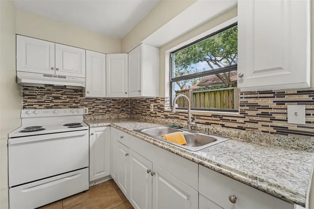 12310 TOUCHTON DRIVE #43 Tampa, FL 33617