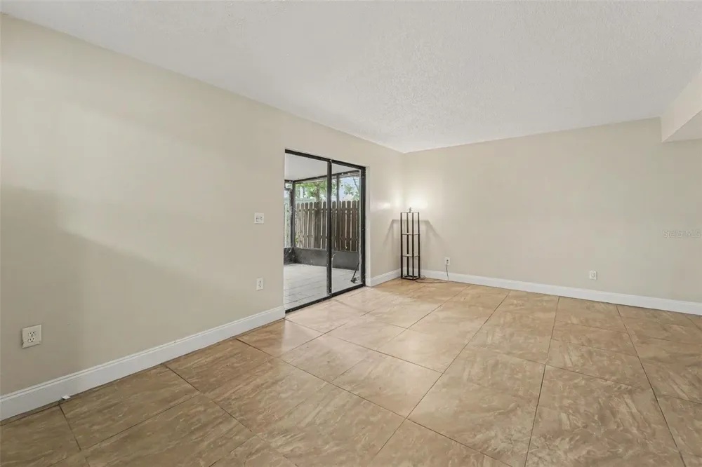 12310 TOUCHTON DRIVE #43 Tampa, FL 33617