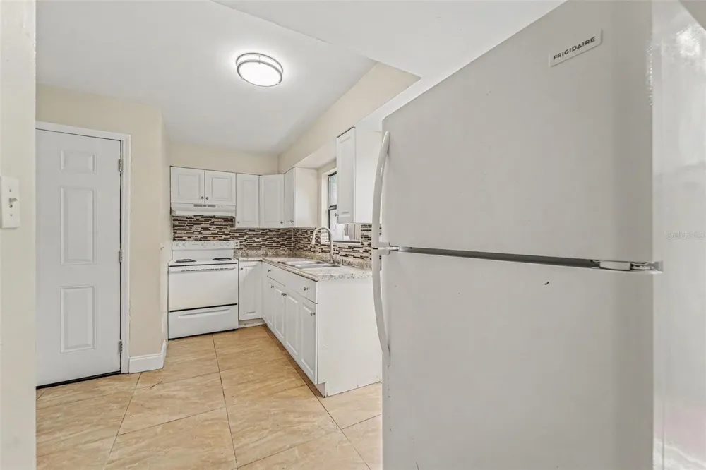 12310 TOUCHTON DRIVE #43 Tampa, FL 33617