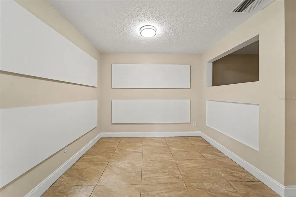 12310 TOUCHTON DRIVE #43 Tampa, FL 33617