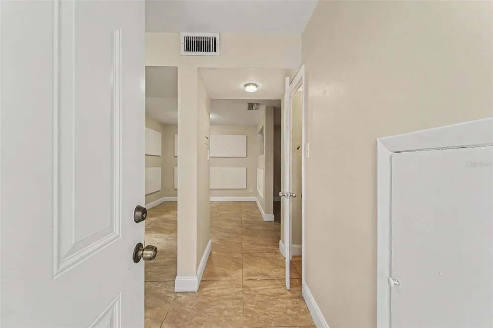 12310 TOUCHTON DRIVE #43 Tampa, FL 33617