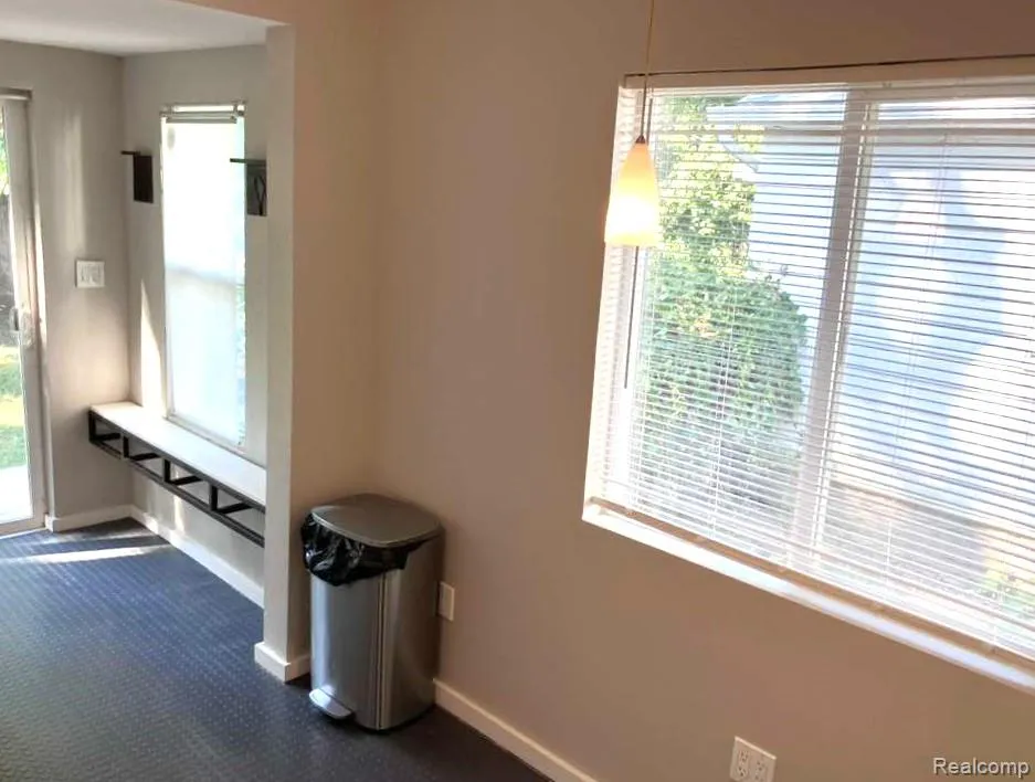 360 WORDSWORTH STREET Ferndale City, MI 48220
