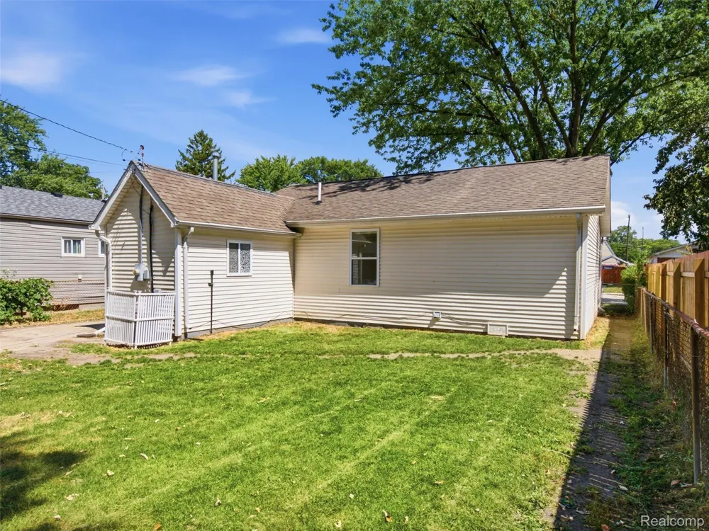 26545 Brush Street Madison Heights City, MI 48071