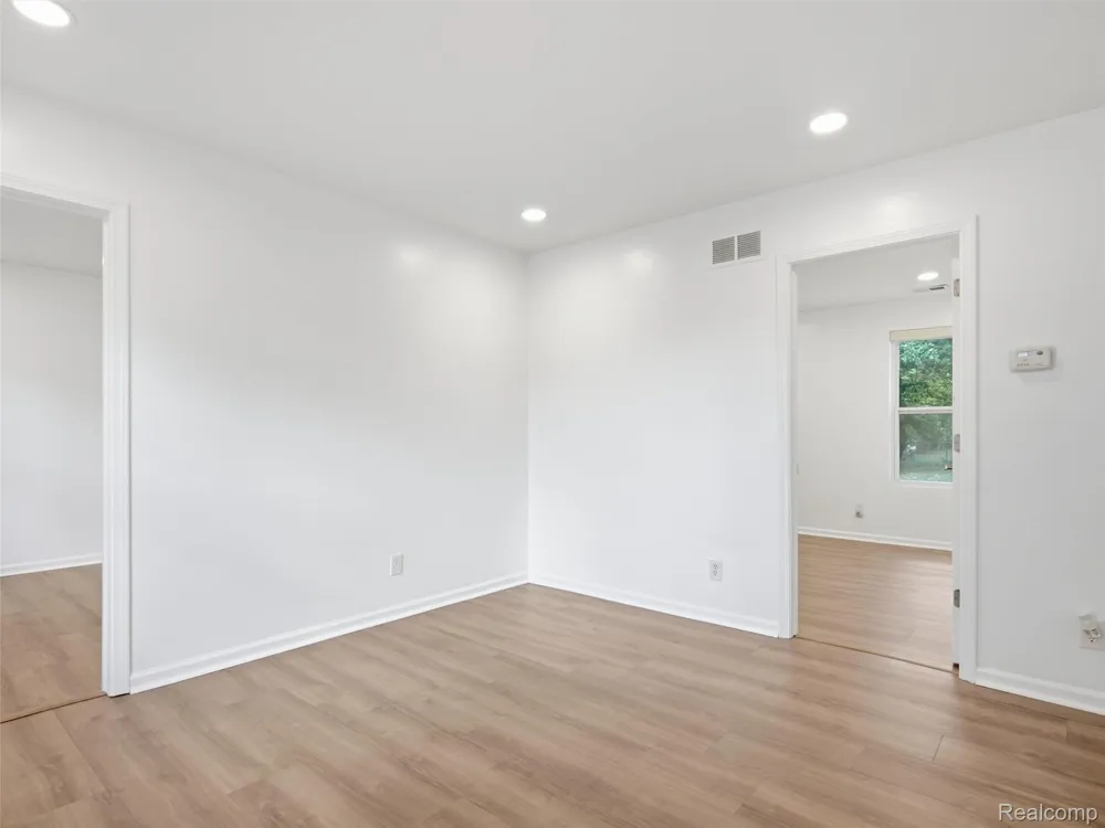 26545 Brush Street Madison Heights City, MI 48071