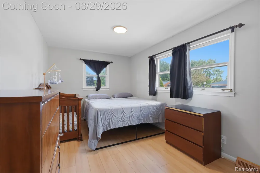 61305 Fairland Drive Lyon Charter Township, MI 48178