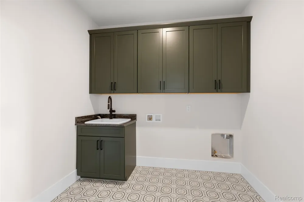 264 Samara Court Ann Arbor Charter Township, MI 48105