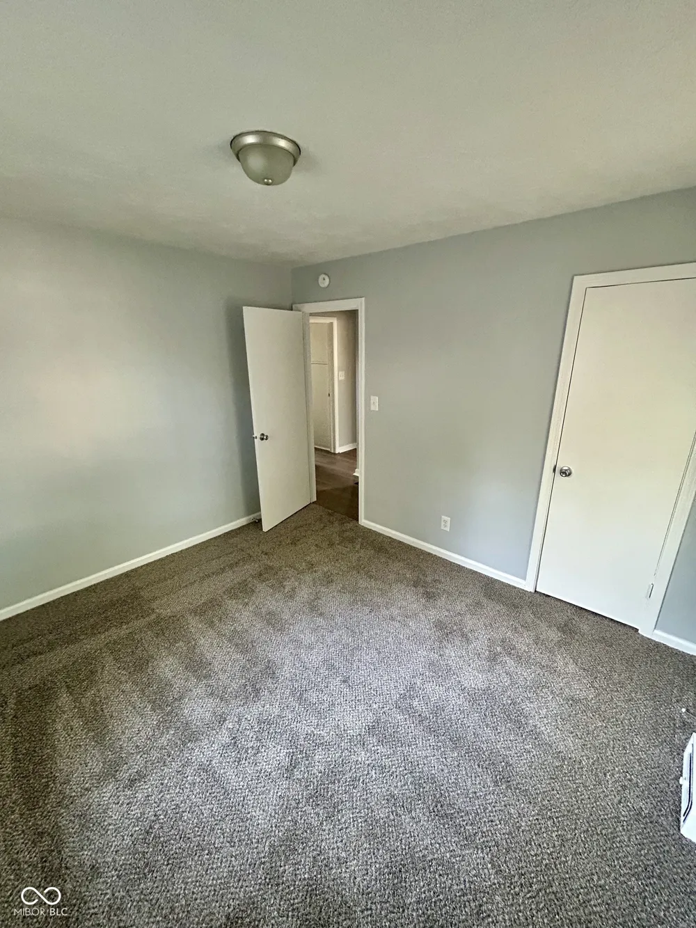 5456 E 17th Street Indianapolis, IN 46218