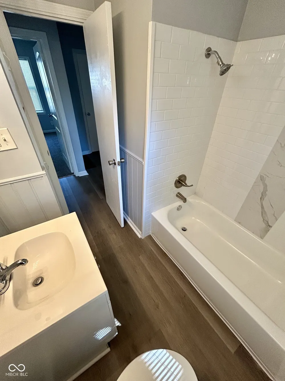 5456 E 17th Street Indianapolis, IN 46218