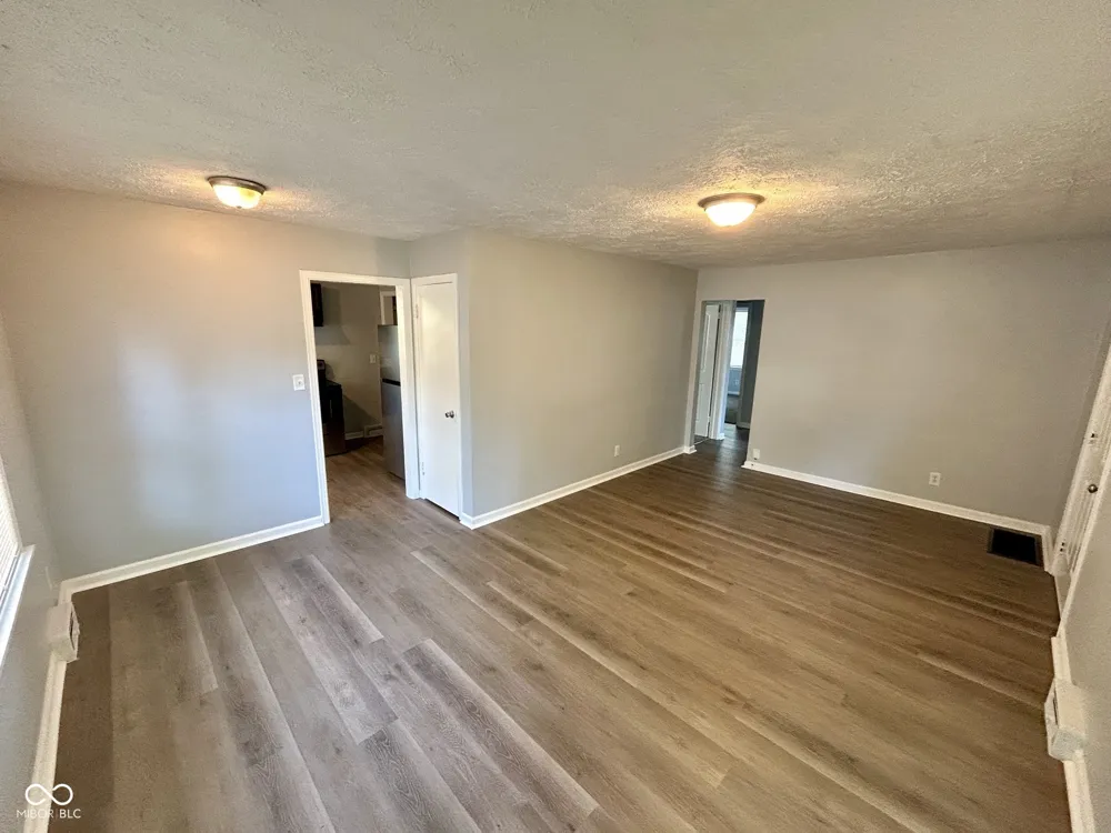 5456 E 17th Street Indianapolis, IN 46218