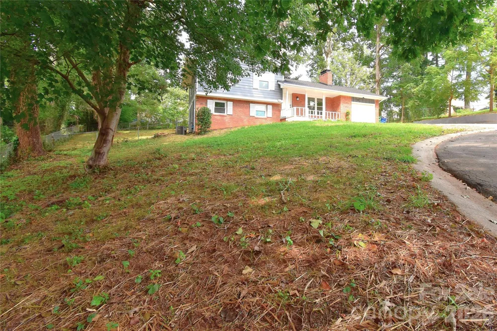 19 S Ridge Place Arden, NC 28704