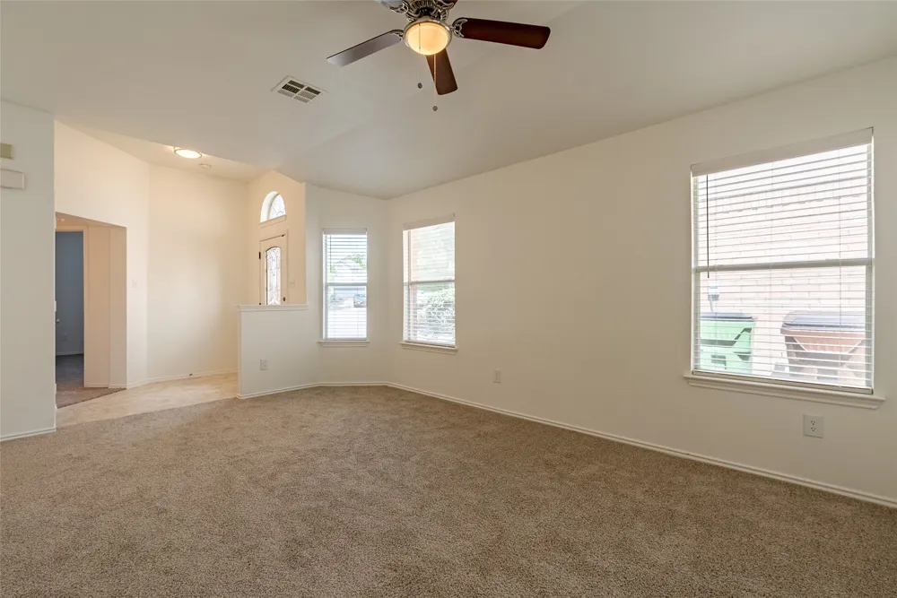 12905 Thomas Jefferson Street Manor, TX 78653