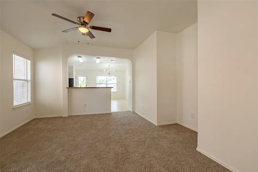 12905 Thomas Jefferson Street Manor, TX 78653