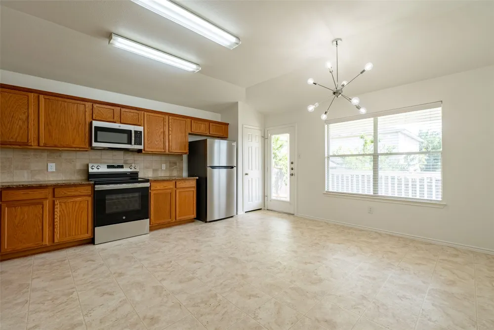 12905 Thomas Jefferson Street Manor, TX 78653
