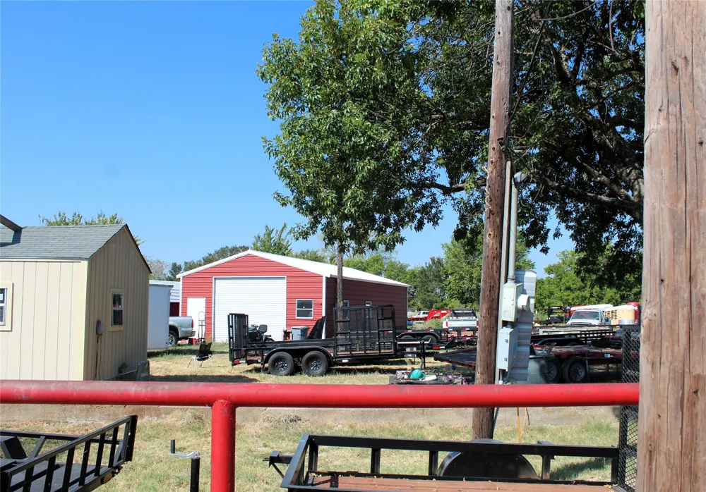 9820 E Highway 175 Kemp, TX 75143