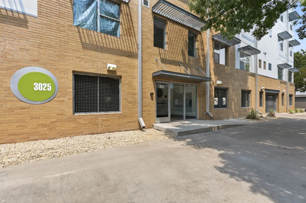 3025 Bryan Street #2H Dallas, TX 75204