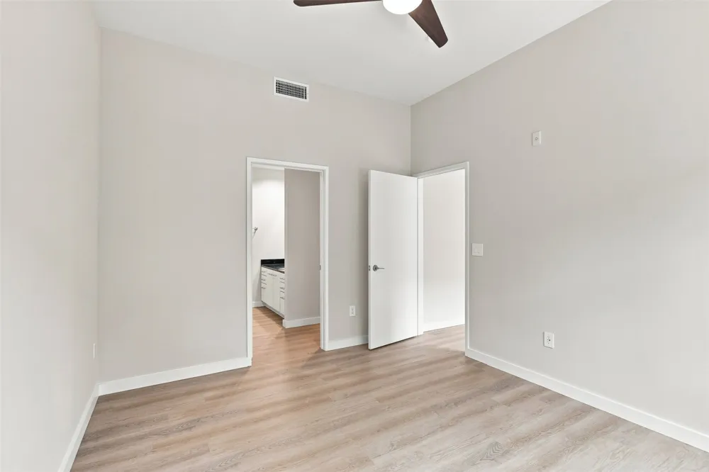 3025 Bryan Street #2H Dallas, TX 75204