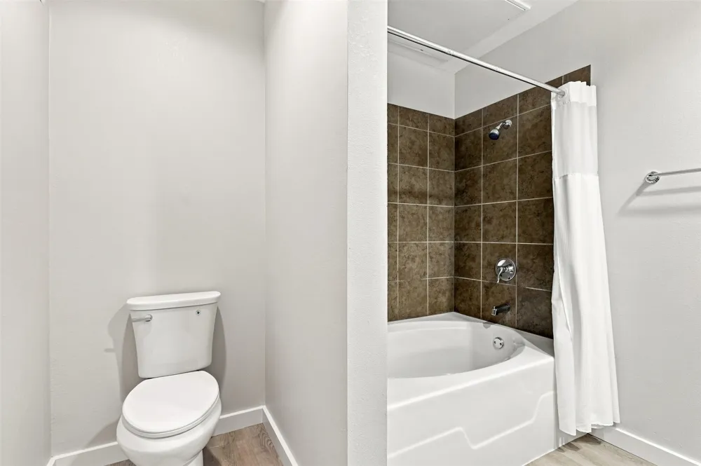 3025 Bryan Street #2H Dallas, TX 75204