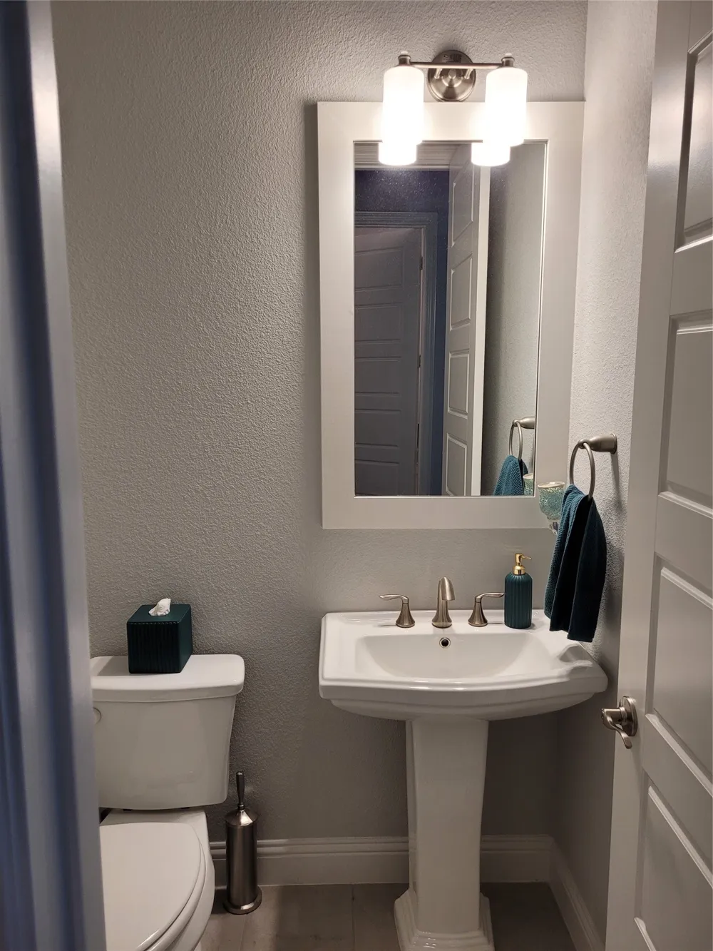 8517 Campbell Drive Rowlett, TX 75089