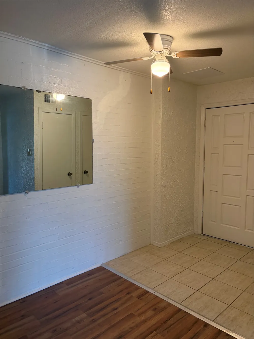 2126 Fleur De Lis Court Arlington, TX 76012