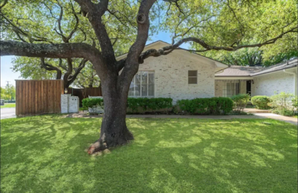 9003 Villa Park Circle Dallas, TX 75225