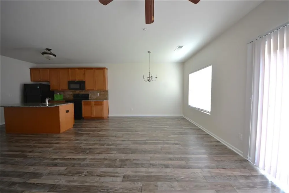 1955 Old Dogwood Jonesboro, GA 30238