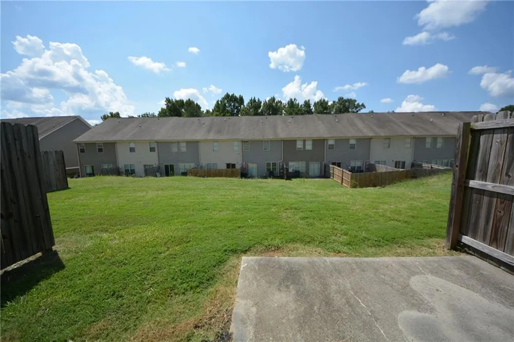 1955 Old Dogwood Jonesboro, GA 30238