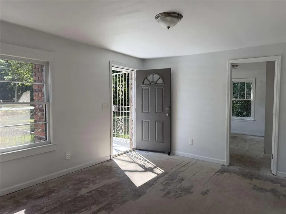 53 Howell Drive SW Atlanta, GA 30331