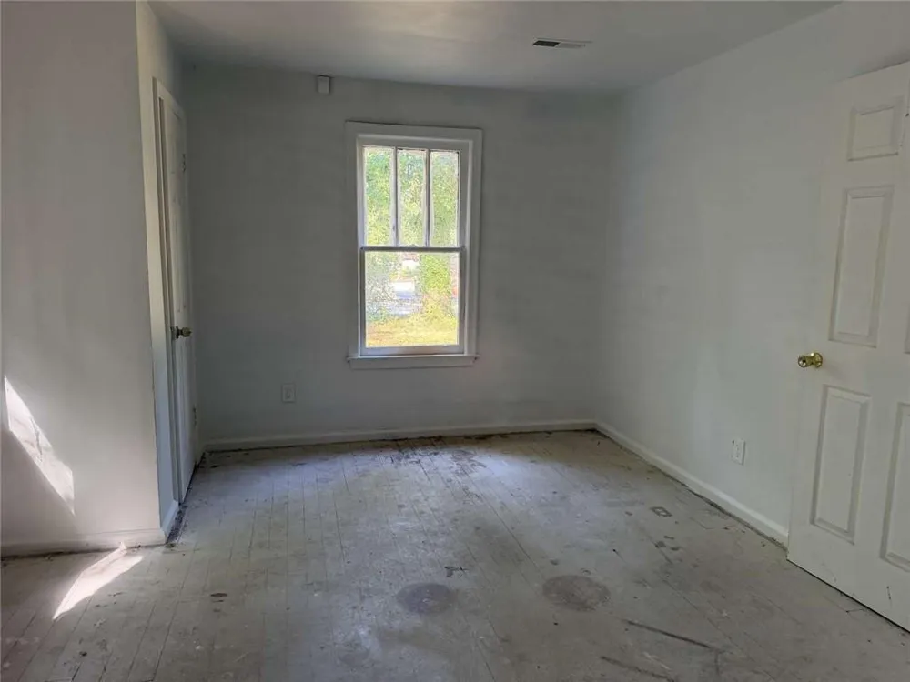 53 Howell Drive SW Atlanta, GA 30331