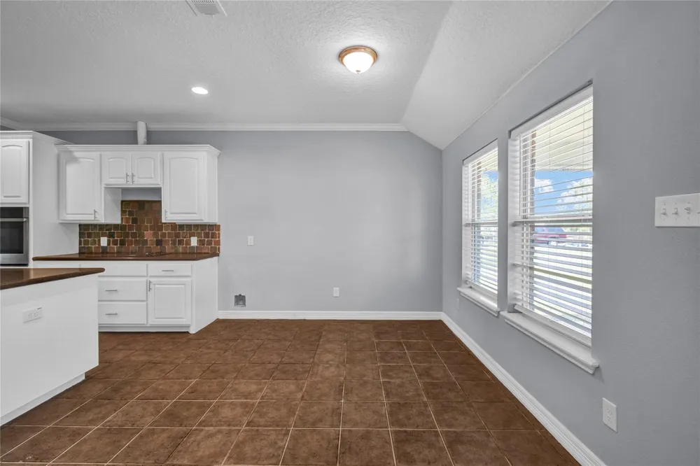 7411 Augusta Lane Rosharon, TX 77583
