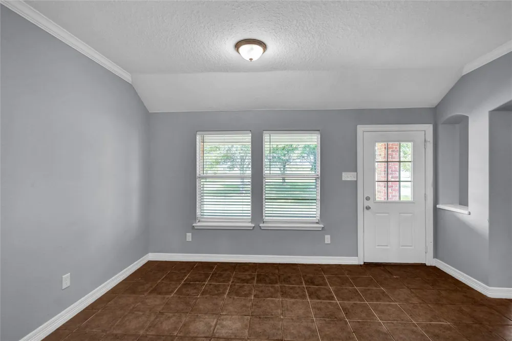 7411 Augusta Lane Rosharon, TX 77583
