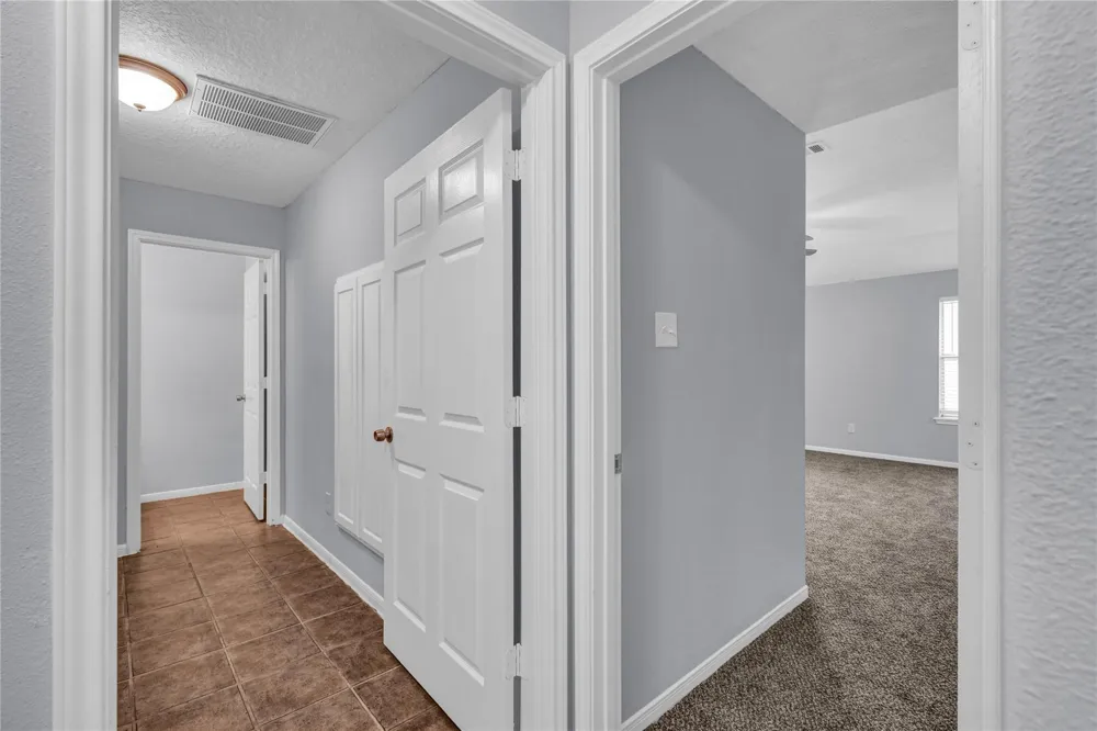 7411 Augusta Lane Rosharon, TX 77583