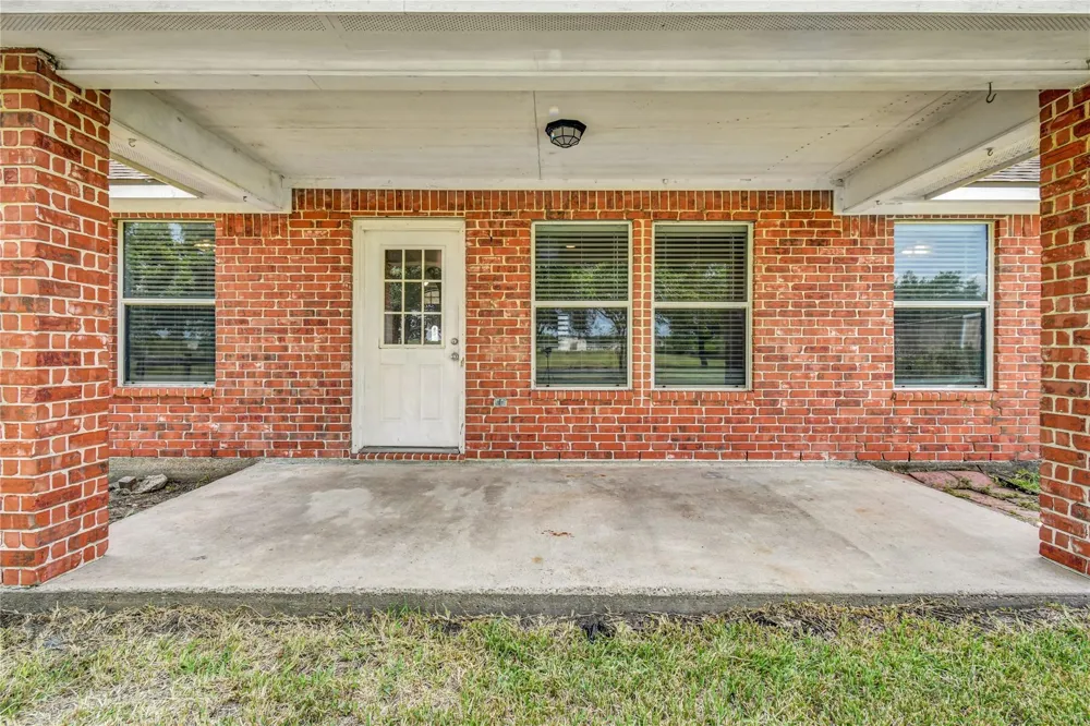 7411 Augusta Lane Rosharon, TX 77583
