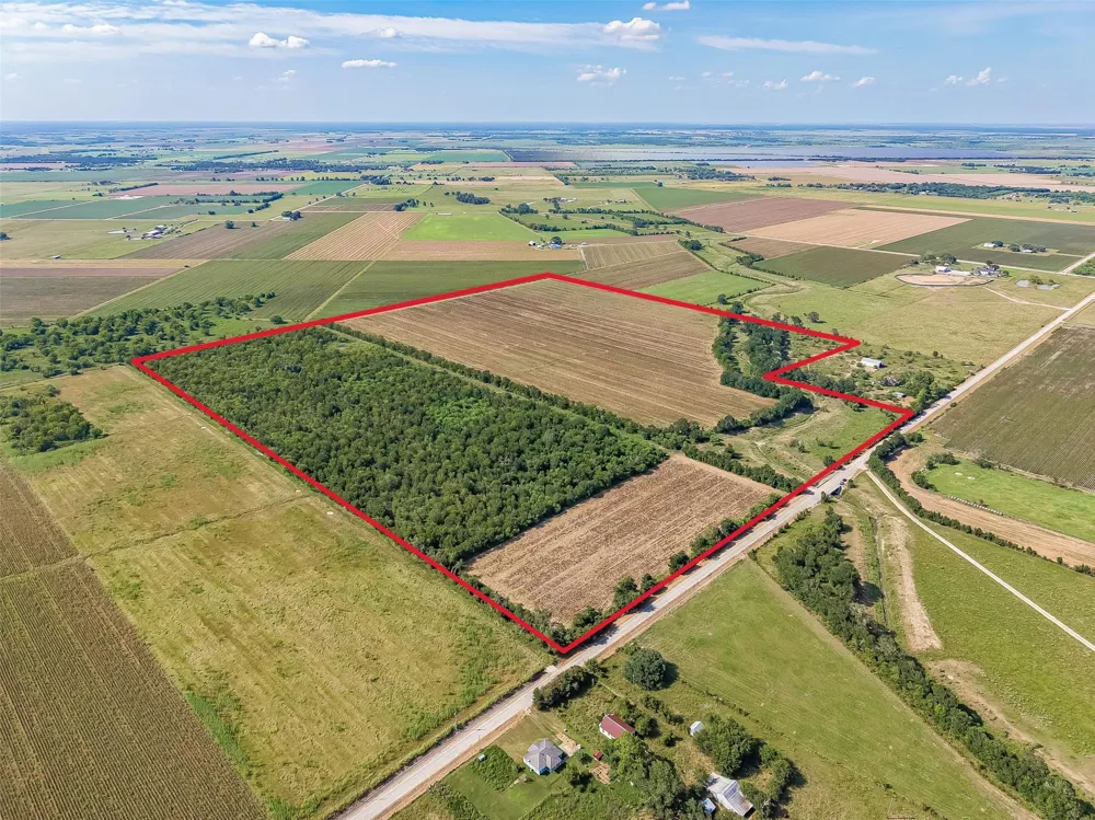 10542 Walker Road Beasley, TX 77417