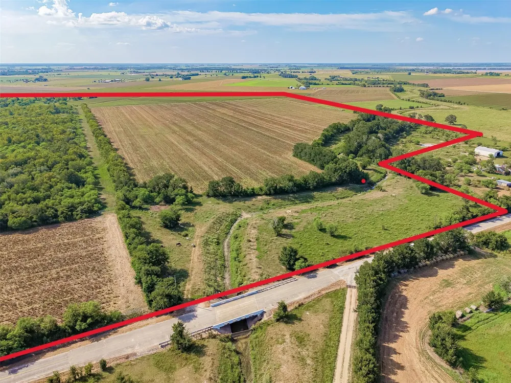 10542 Walker Road Beasley, TX 77417
