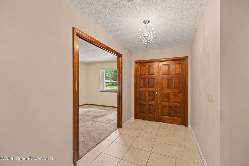 8001 Pine Needle Lane West Melbourne, FL 32904