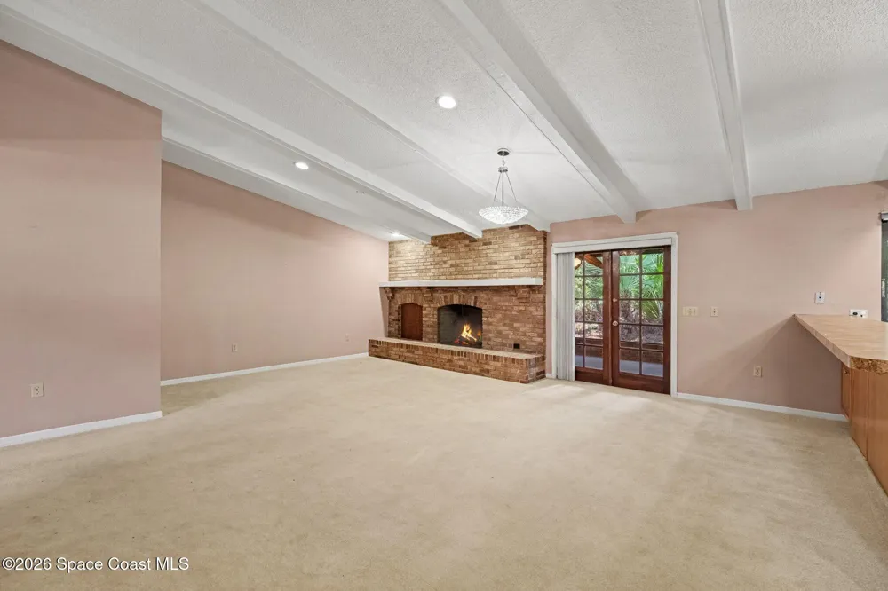 8001 Pine Needle Lane West Melbourne, FL 32904