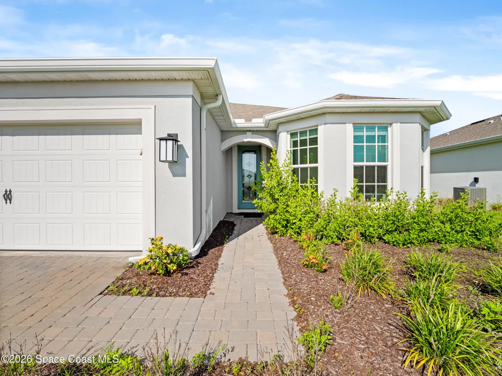 8994 Nixie Avenue Melbourne, FL 32940