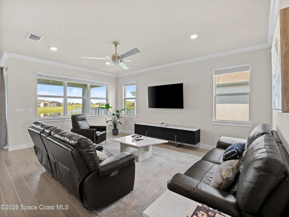 8994 Nixie Avenue Melbourne, FL 32940