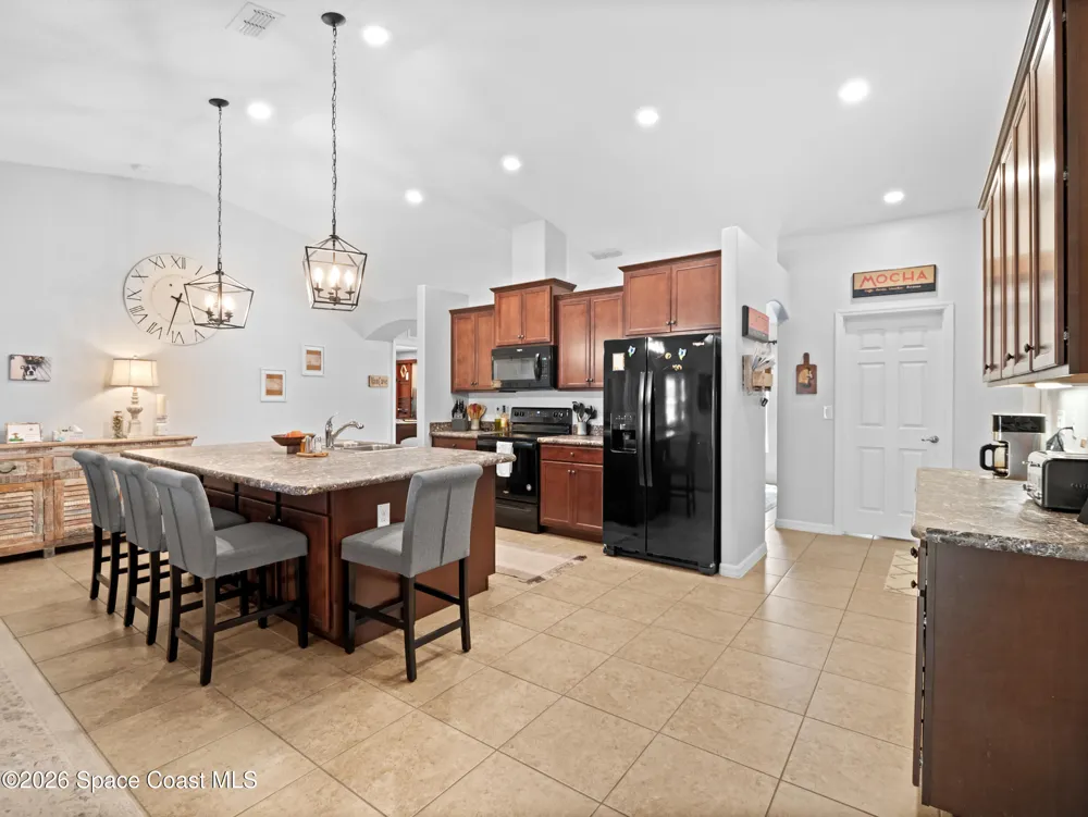 563 Alesio Avenue SE Palm Bay, FL 32909