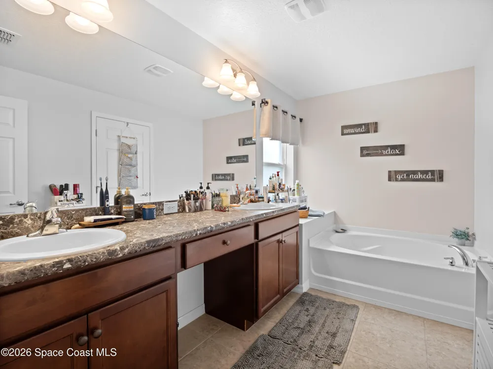 563 Alesio Avenue SE Palm Bay, FL 32909