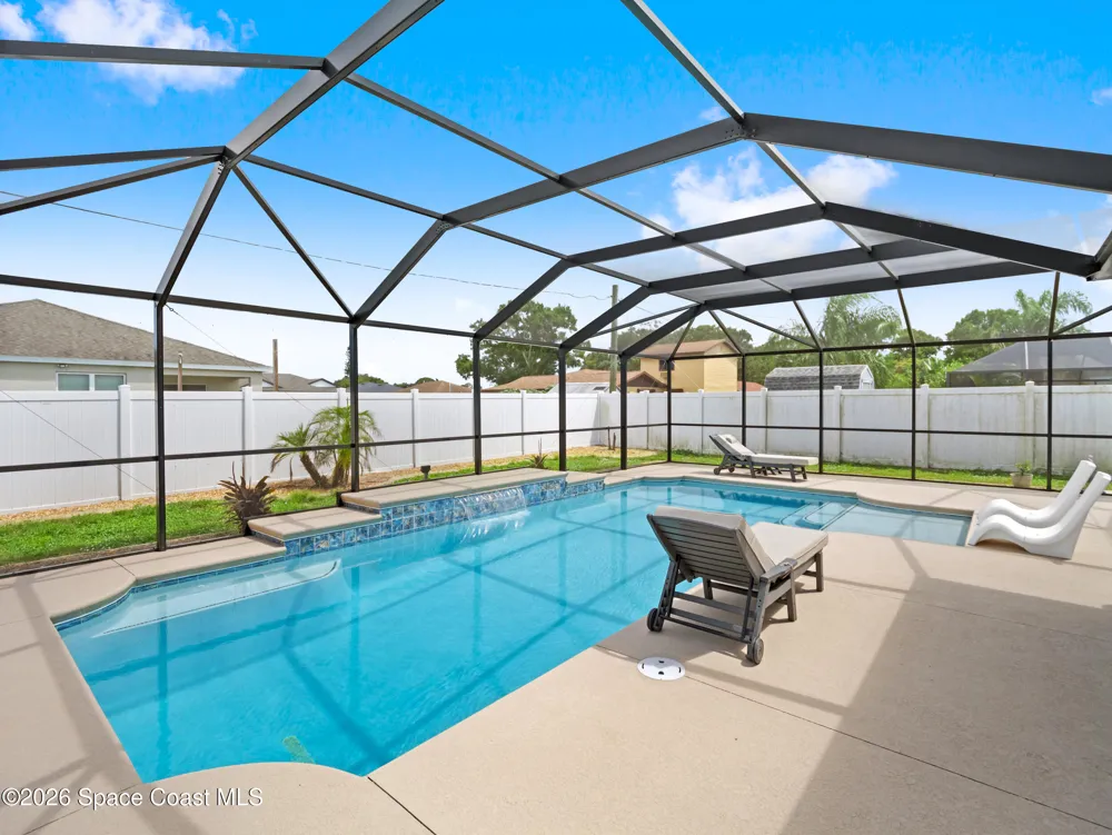 563 Alesio Avenue SE Palm Bay, FL 32909