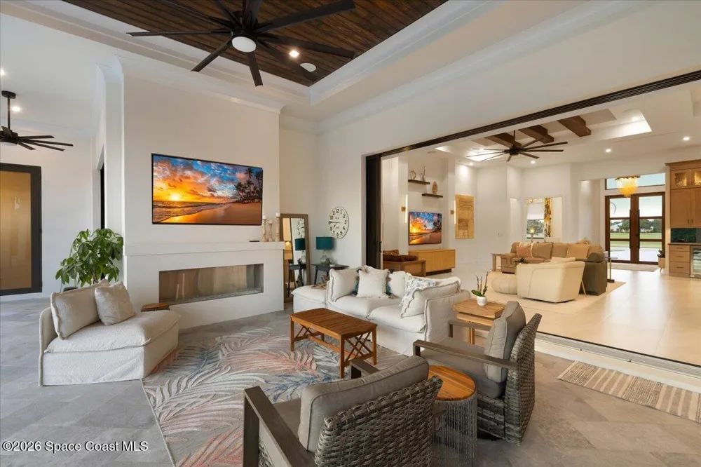 1023 W Polo Grounds Drive Vero Beach, FL 32966