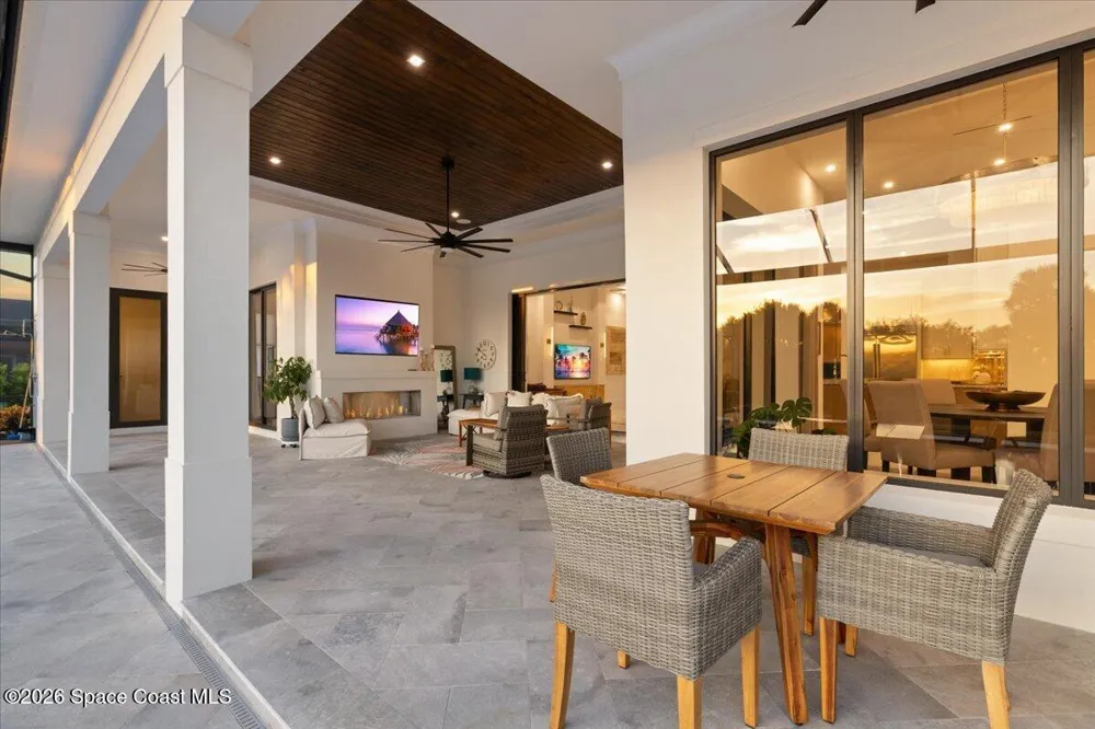 1023 W Polo Grounds Drive Vero Beach, FL 32966
