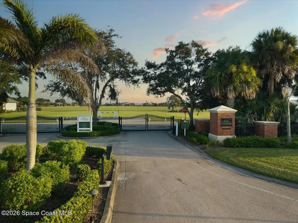1023 W Polo Grounds Drive Vero Beach, FL 32966