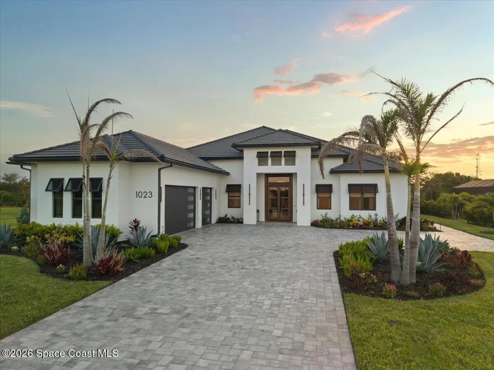 1023 W Polo Grounds Drive Vero Beach, FL 32966