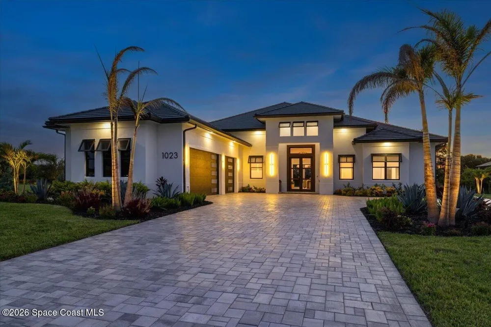 1023 W Polo Grounds Drive Vero Beach, FL 32966
